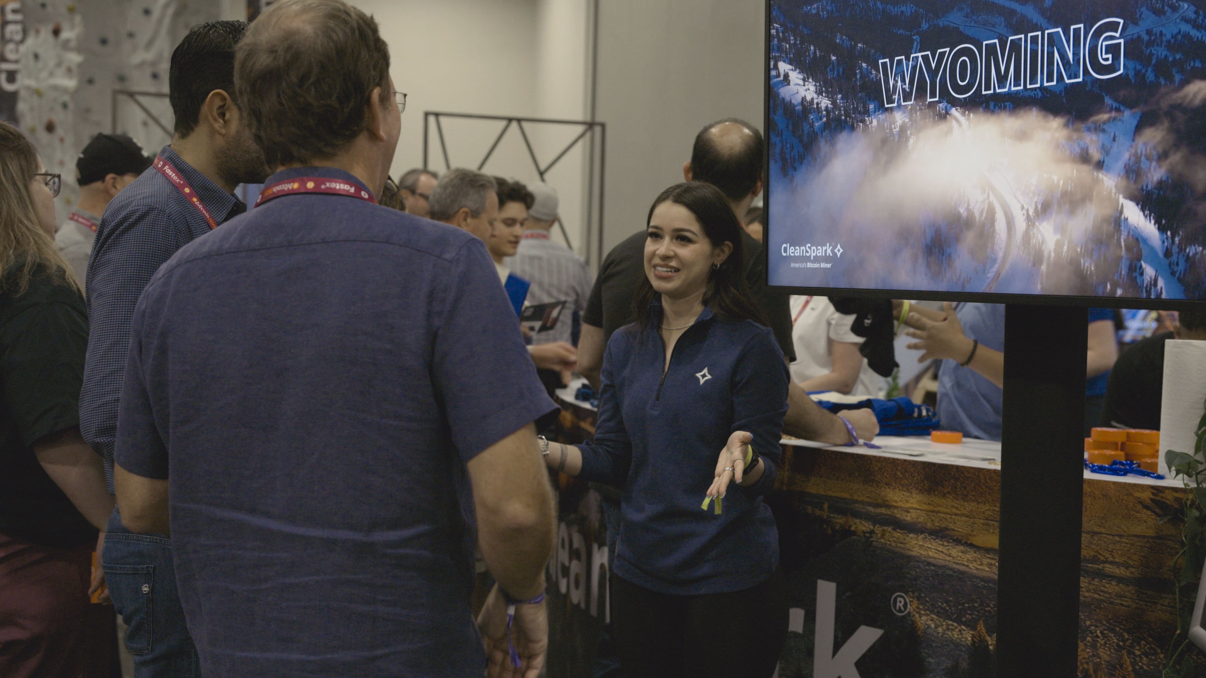 Networking moment at a Las Vegas trade show booth